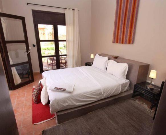 Hotel Bab Rimal Foum Zguid Quarto foto
